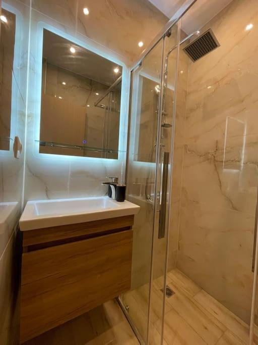 Pangrati-Luxury Central Cozy Studio 雅典 外观 照片